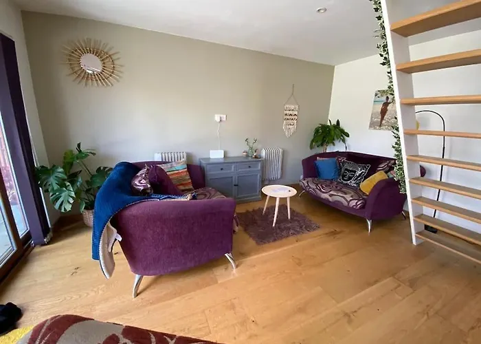 The Retreat, A Relaxing Getaway For Couples